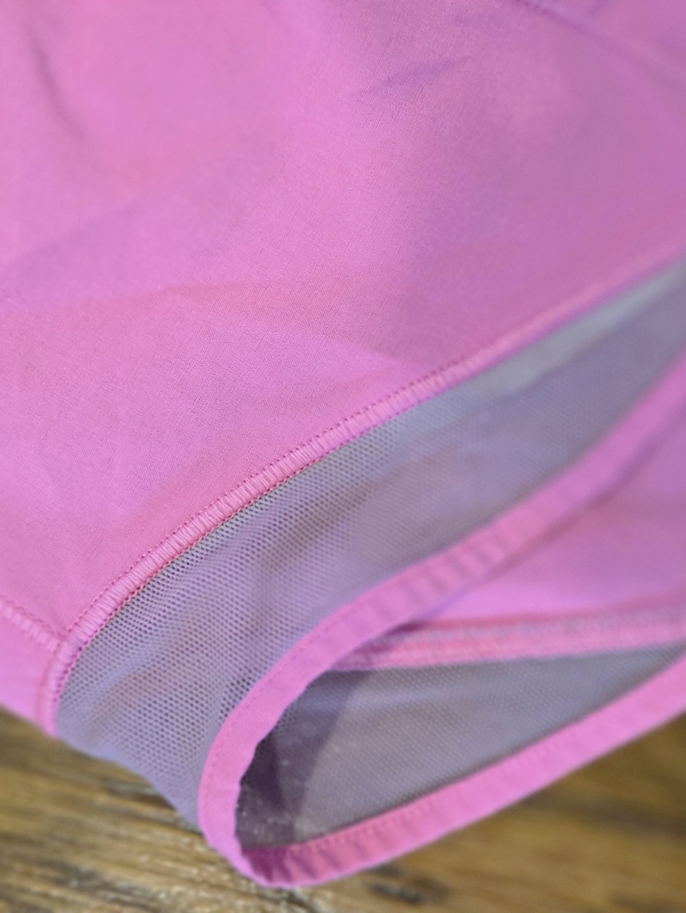 Lululemon Speed Up Shorts Pink Mesh Side Size 8 Athletic Running - Picture 2 of 6